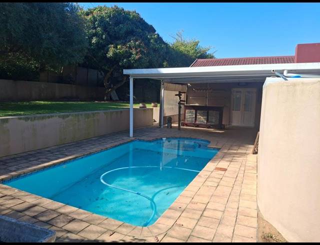 4 BEDROOM HOUSE FOR SALE IN MEER-EN-SEE